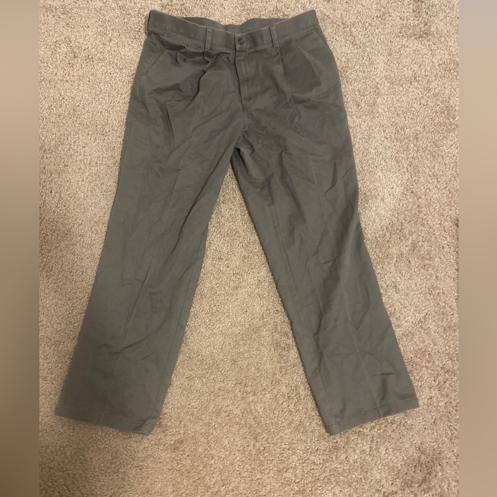 Dockers Gray 38x32 Mens Pleated Classic Fit
